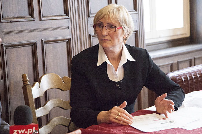 Z urzędnikiem wyborczym o zasadach głosowania