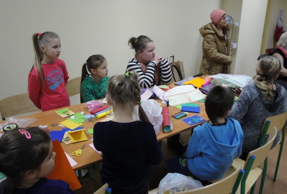 Wykonali kartki techniką scrapbooking