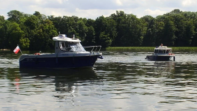 Dbają o bezpieczeństwo na lądzie i wodzie