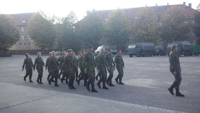 Klasy mundurowe Staszica na uroczystościach w Głogowie