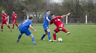 Korona zwycięża gminne derby