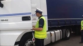 Kontrolowali samochody ciężarowe