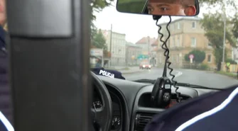 Porzucił motorower i uciekał na piechotę