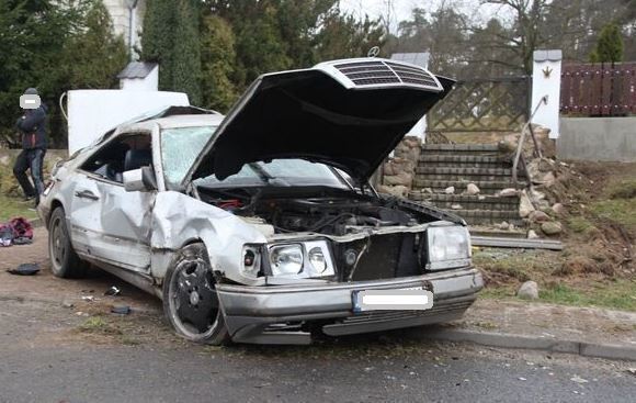 Lgiń Stracił panowanie nad pojazdem