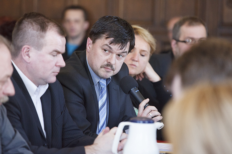 Dyskusja nad uchwałą o likwidacji Gimnazjum