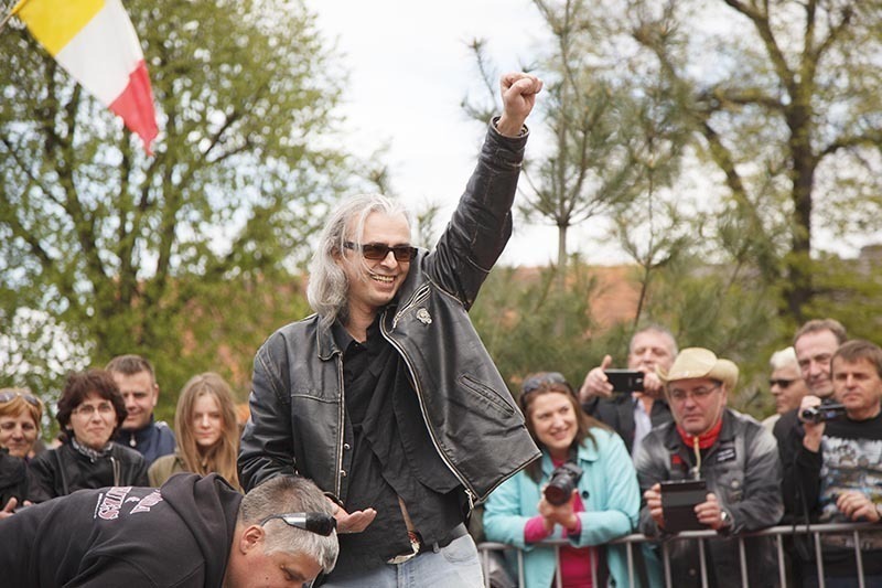 Adam Kulisz i Andrzej Jerzyk w sławskiej Alei Gwiazd Bluesa