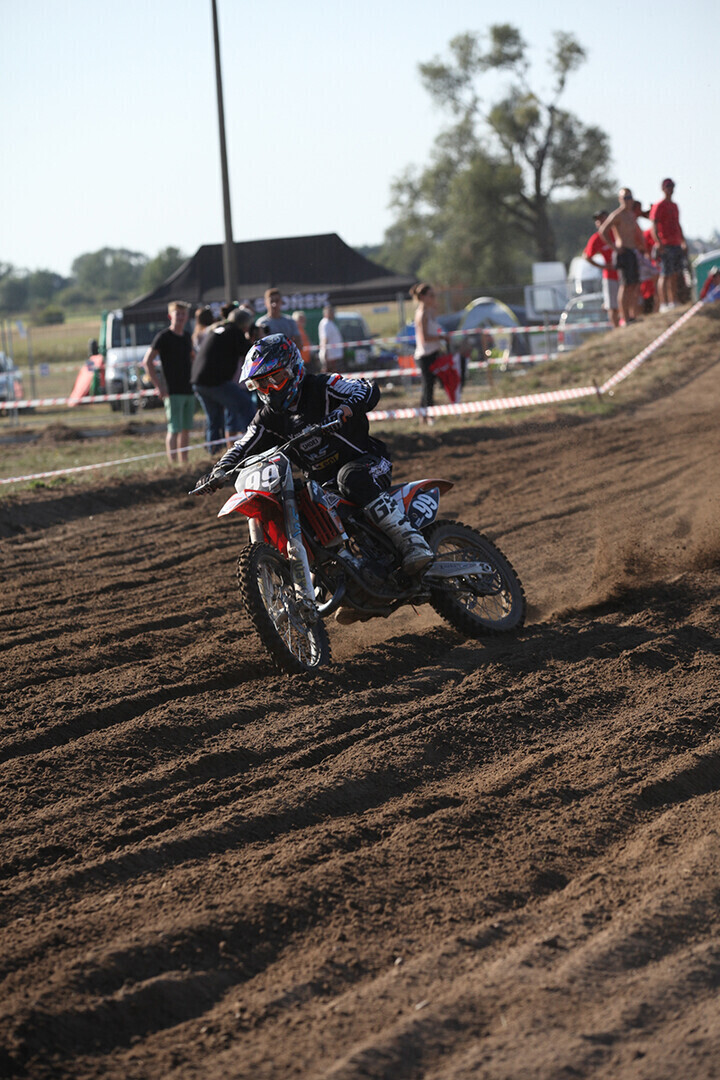Motocrossowe emocje na torze Kacze Doły