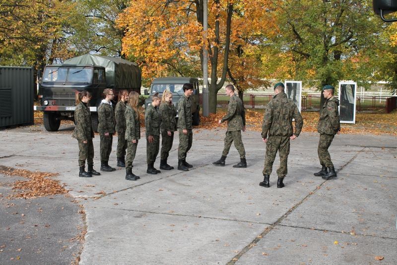 Ćwiczenia klas mundurowych