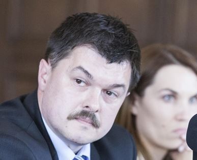 Radny dziękuje pani burmistrz i wiceburmistrzowi