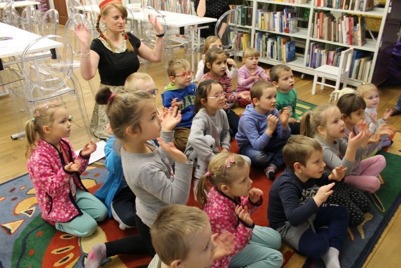 Przedszkolaki w Bibliotece