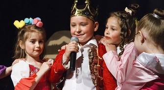 Mali artyści na scenie