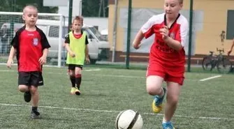 Turniej Piłki Nożnej z okazji Dnia Dziecka