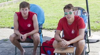 Chętnie korzystają z basenu