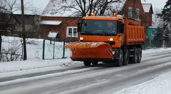 Utrzymaniem dróg gminnych zajmie się firma z Kożuchowa
