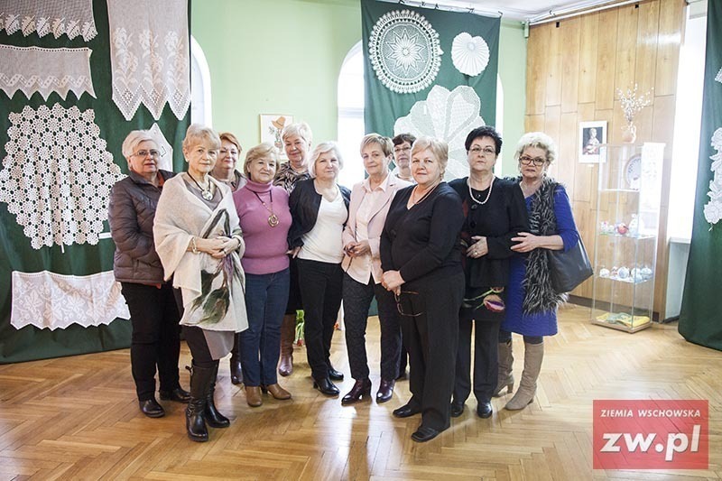 Wystawa prac słuchaczy Uniwersytetu Trzeciego Wieku