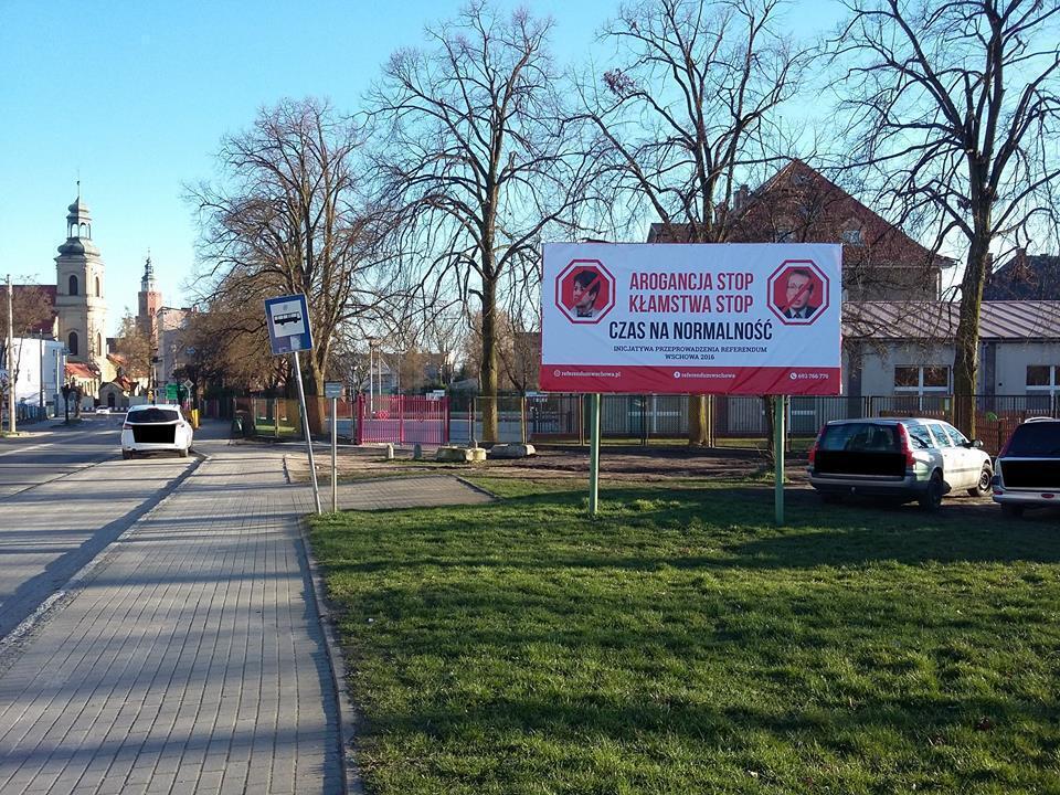 Zniknął baner z napisem Pani już dziękujemy. Koniec balu