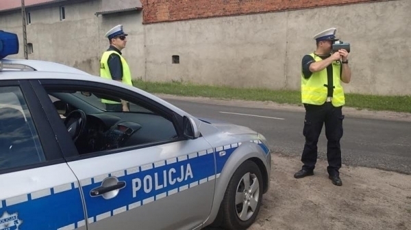 105 kmh w obszarze zabudowanym zatrzymane prawo jazdy