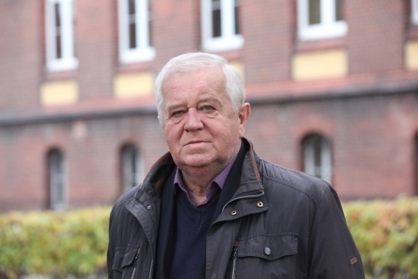 Rozmowa z Marianem Dziędzielem