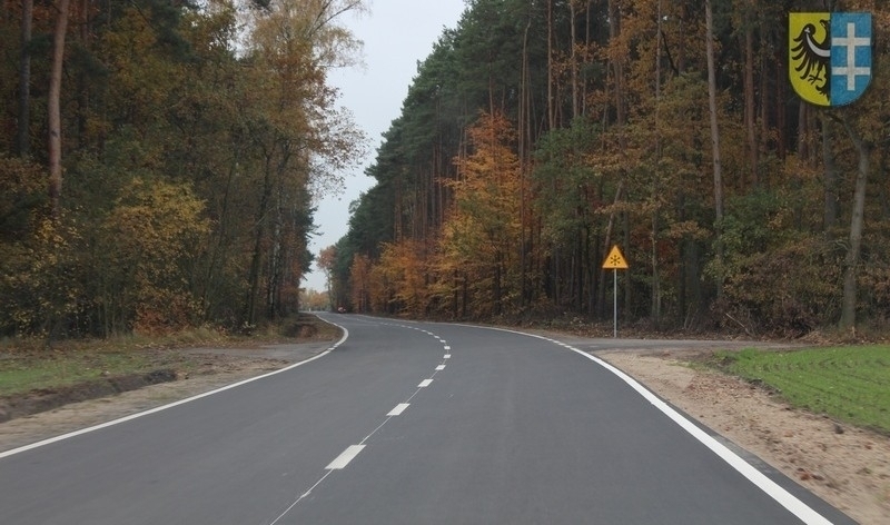 Zakończono rozbudowę drogi Wróblów-Potrzebowo