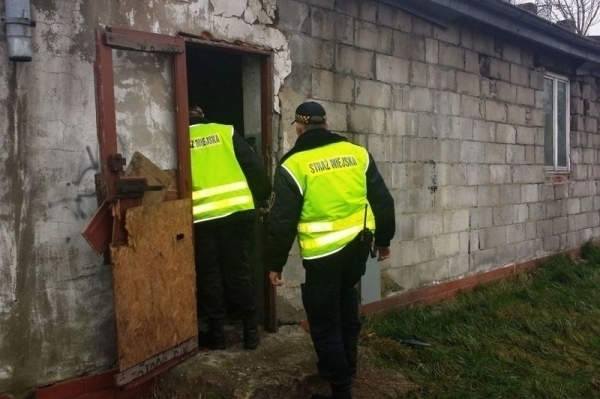 Rodzinna kłótnia. 20-latek decyduje się na bezdomność