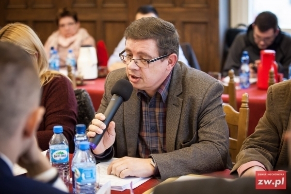 Powstanie trzecia szkoła podstawowa we Wschowie. Radni dyskutują o przyszłości szkół wiejskich