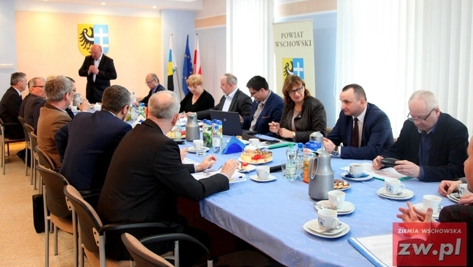 W Wygnańczycach nie ma szans na chodnik, nadzieja dla Tylewic