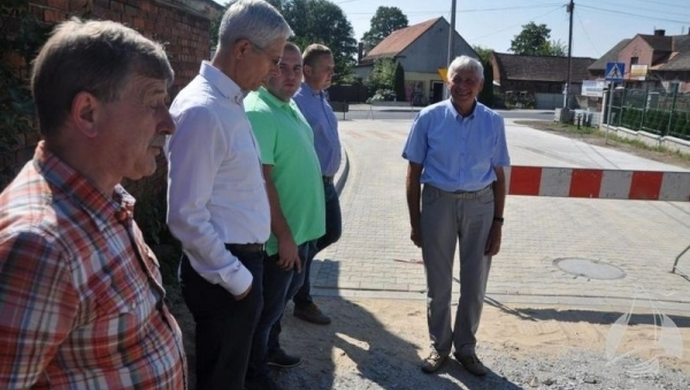 Czy będzie dalsza część chodnika w Lubogoszczy?