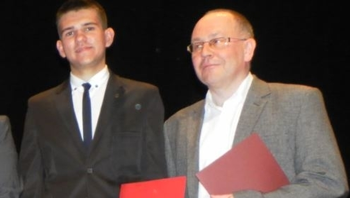 Licealista z Zana stypendystą Programu Pomocy Wybitnie Zdolnym