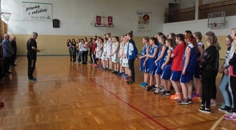 Wicemistrzostwo województwa dla koszykarek Gimnazjum nr 2