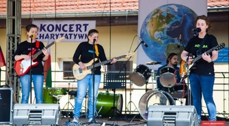 „CEGIEŁKA” ze Wschowy dla dzieci i młodzieży z Oyem w Gabonie