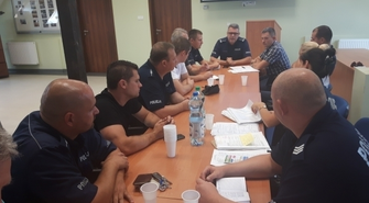 Na odprawie o potencjalnych atakach terrorystycznych