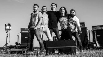 Eleanor Gray promuje klip