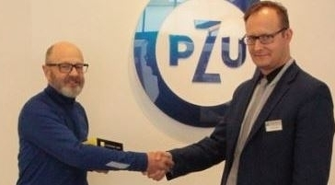 Stowarzyszenie zyskało aparat fotograficzny. Fundatorem jest pan Paweł Gała