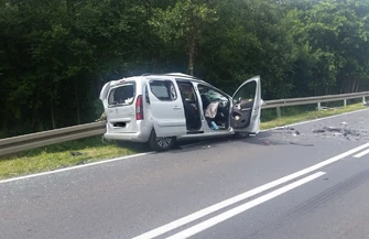 Wypadek między Wschową a Jędrzychowicami. Jedna osoba nie żyje zdjęcia