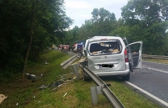 Wypadek między Wschową a Jędrzychowicami. Jedna osoba nie żyje zdjęcia