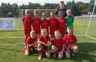 Najmłodsi piłkarze blisko zwycięstwa w kolejnym turnieju