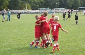 Najmłodsi piłkarze blisko zwycięstwa w kolejnym turnieju