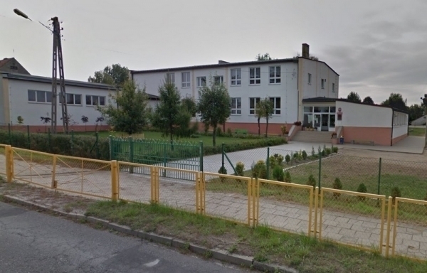 Od września podstawówka przenosi się do budynku gimnazjum