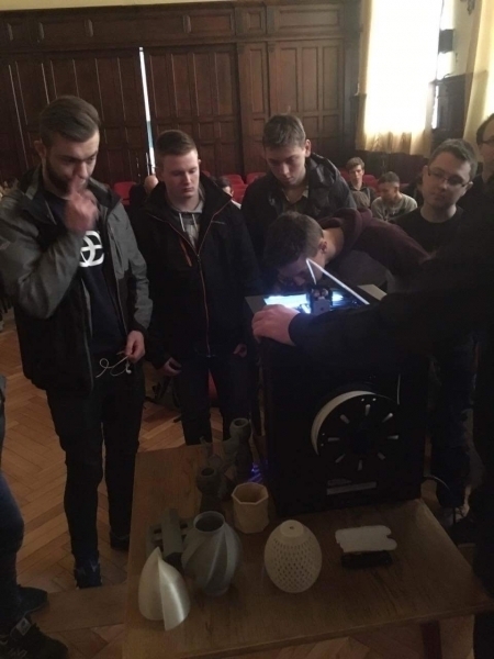 Nowoczesna technologia w Staszicu
