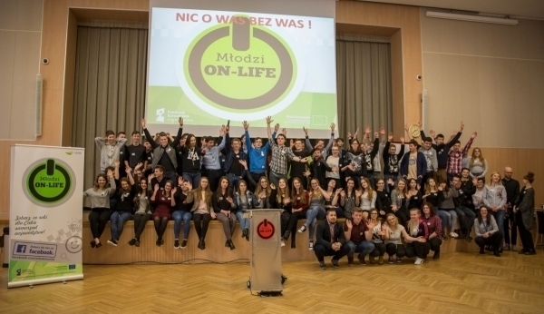 Uczennice z Zana wzięły udział w multimedialnych warsztatach
