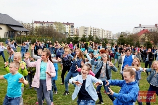 Niebieski Dzień na sportowo w SOSW
