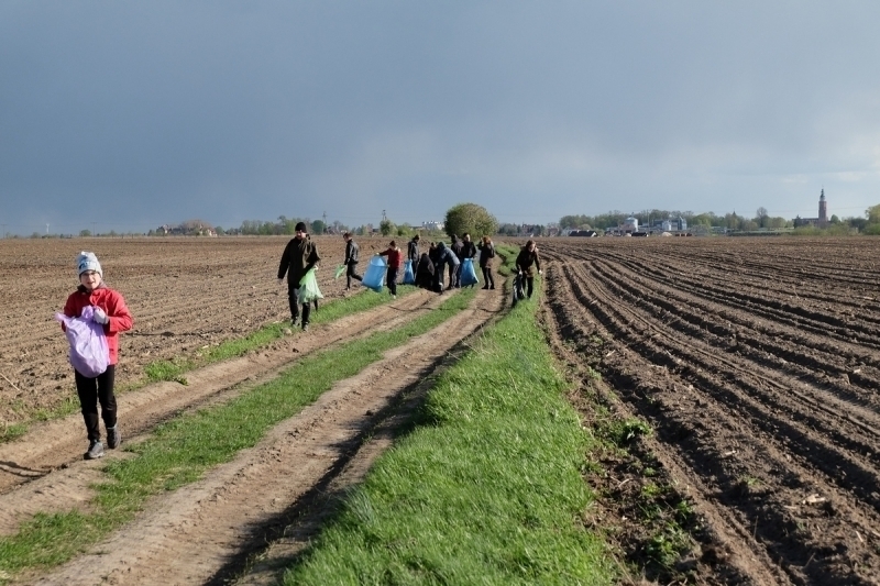 Posprzątali odcinek drogi planują kolejną akcję