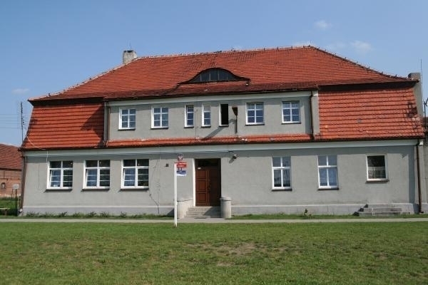 Szkoły Podstawowe w Łysinach Siedlnicy i Konradowie bez dyrektorów