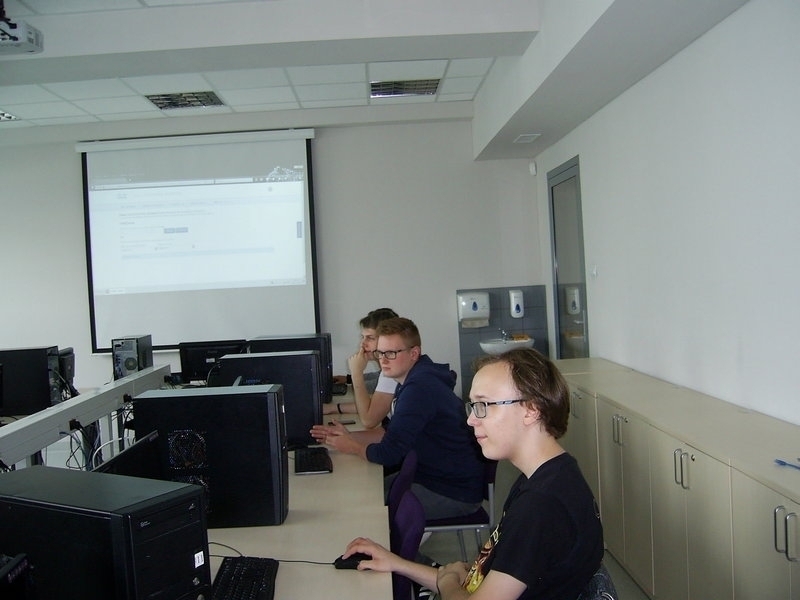 Uczniowie ze Staszica na Wydziale Informatyki Uniwersytetu Zielonogórskiego