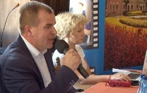 Paweł Giezek Chciałbym żeby wybory były co pół roku