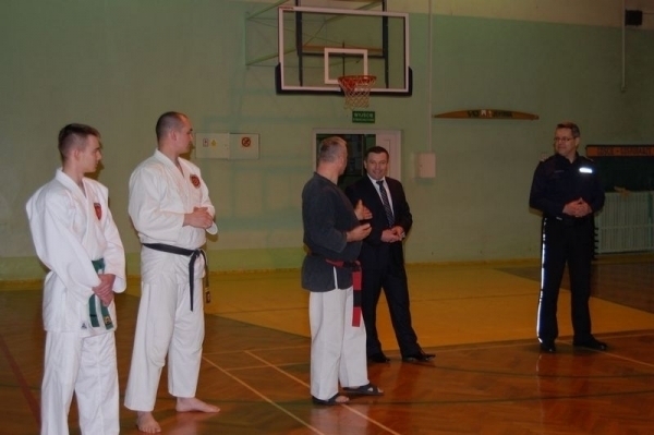 Bezpieczna Kobieta ruszyły zapisy na bezpłatny kurs samoobrony dla kobiet