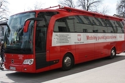 Mobilny punkt poboru krwi przy Urzędzie Miejskim w Sławie