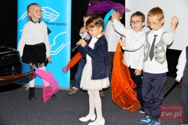 Oficjalnie rozpoczęli zbiórkę pieniędzy dla 6-letniej Marysi