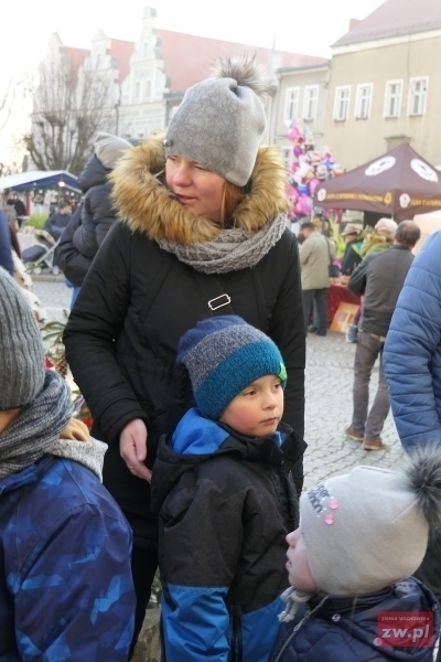 Święty Mikołaj na rynku we Wschowie