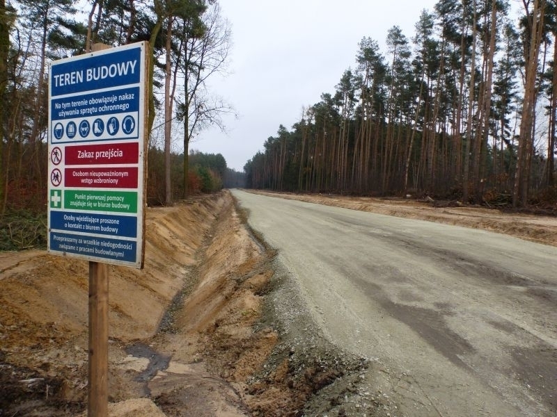Szeroki front robót drogowych